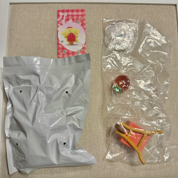 Sanrio characters strawberry farm figure blind box- Pompompurin - Picture 6 of 7